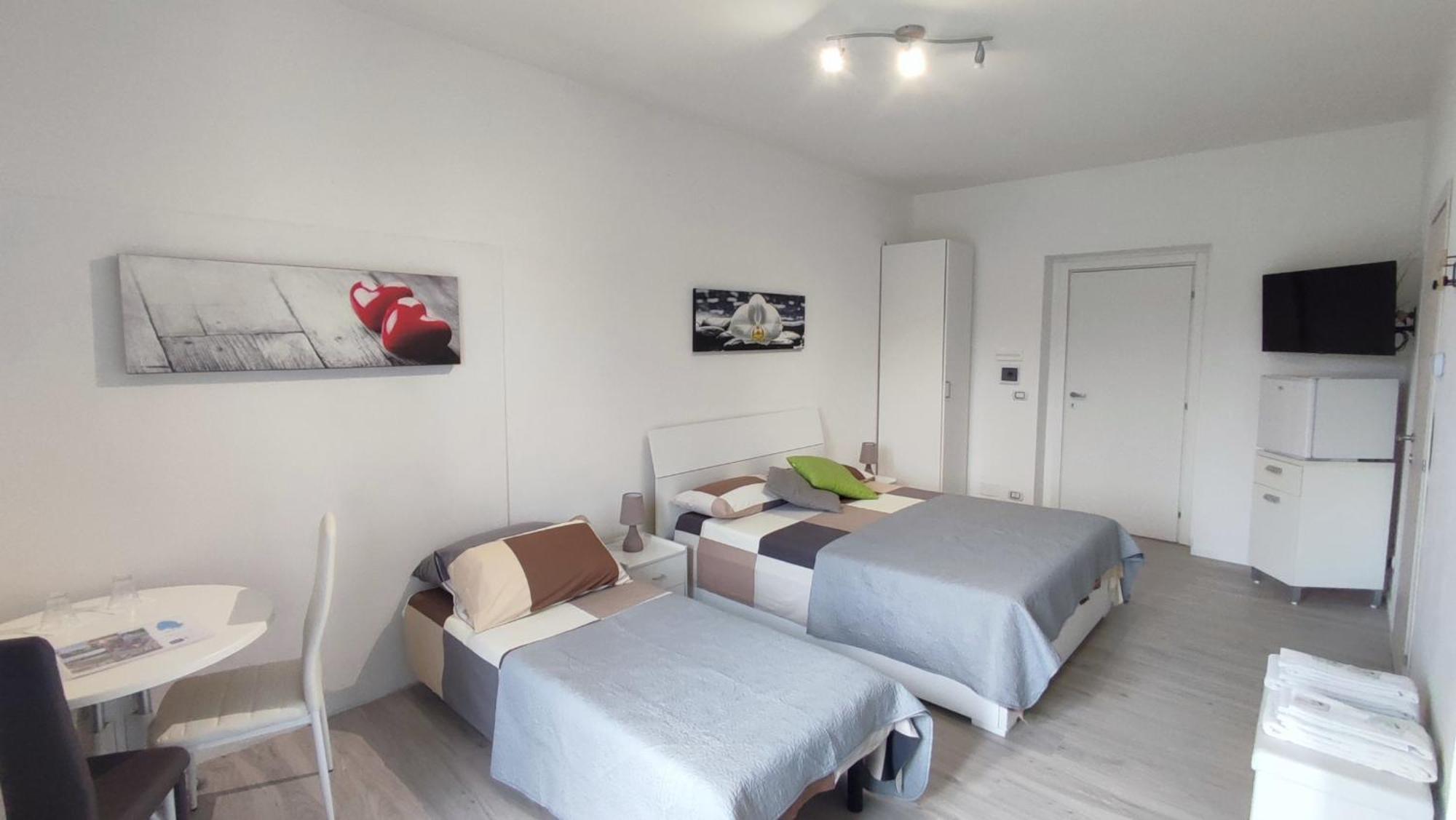 Nautica Tarello - Casa Ena Beb Bed and Breakfast Viverone Εξωτερικό φωτογραφία