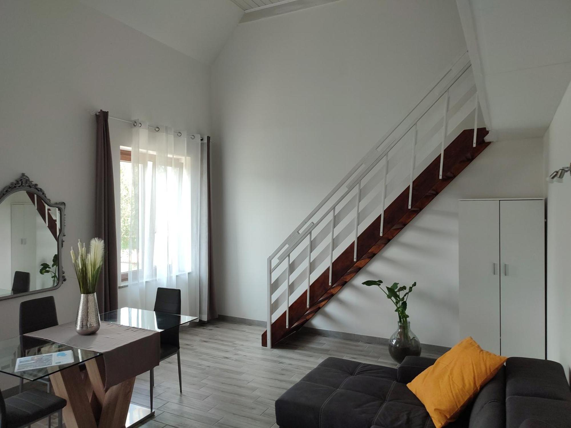 Nautica Tarello - Casa Ena Beb Bed and Breakfast Viverone Εξωτερικό φωτογραφία
