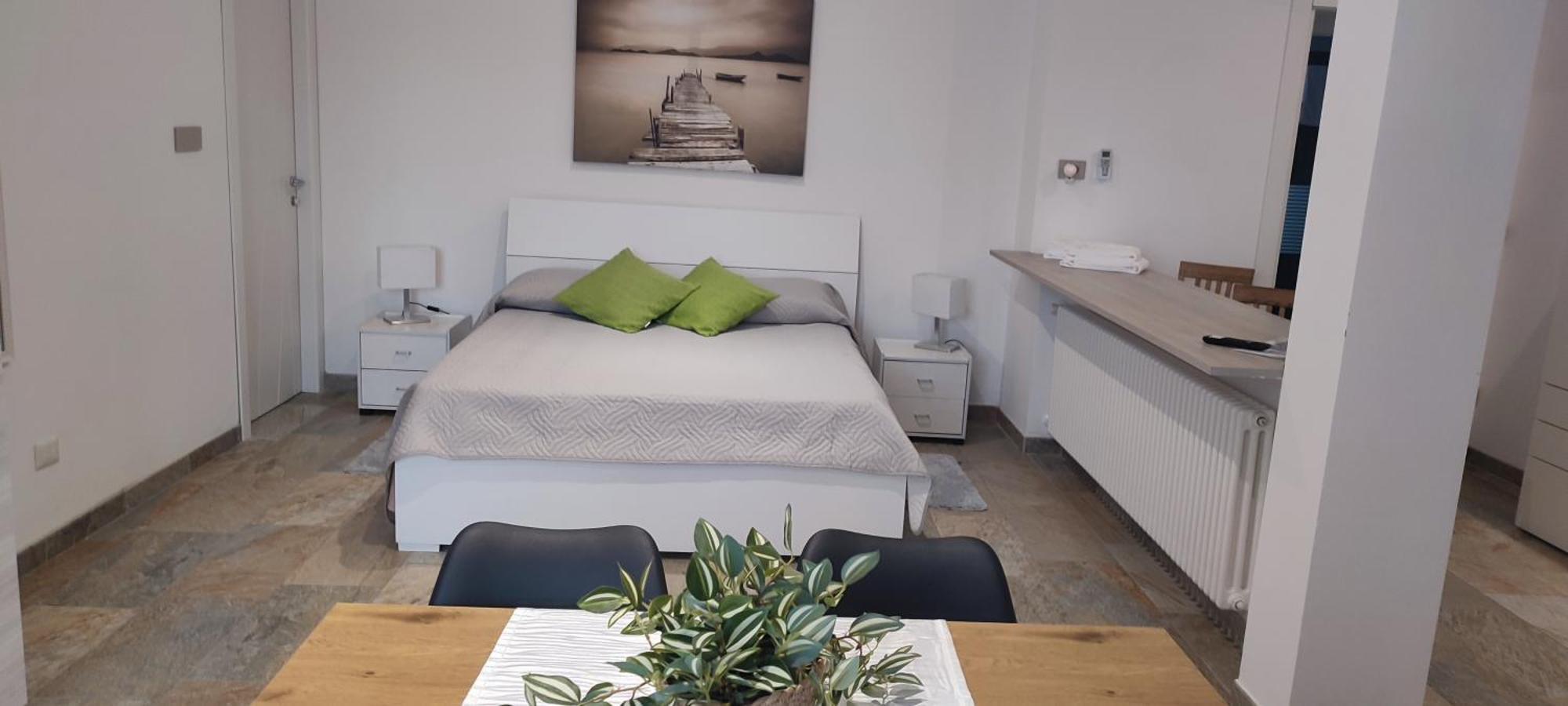 Nautica Tarello - Casa Ena Beb Bed and Breakfast Viverone Εξωτερικό φωτογραφία
